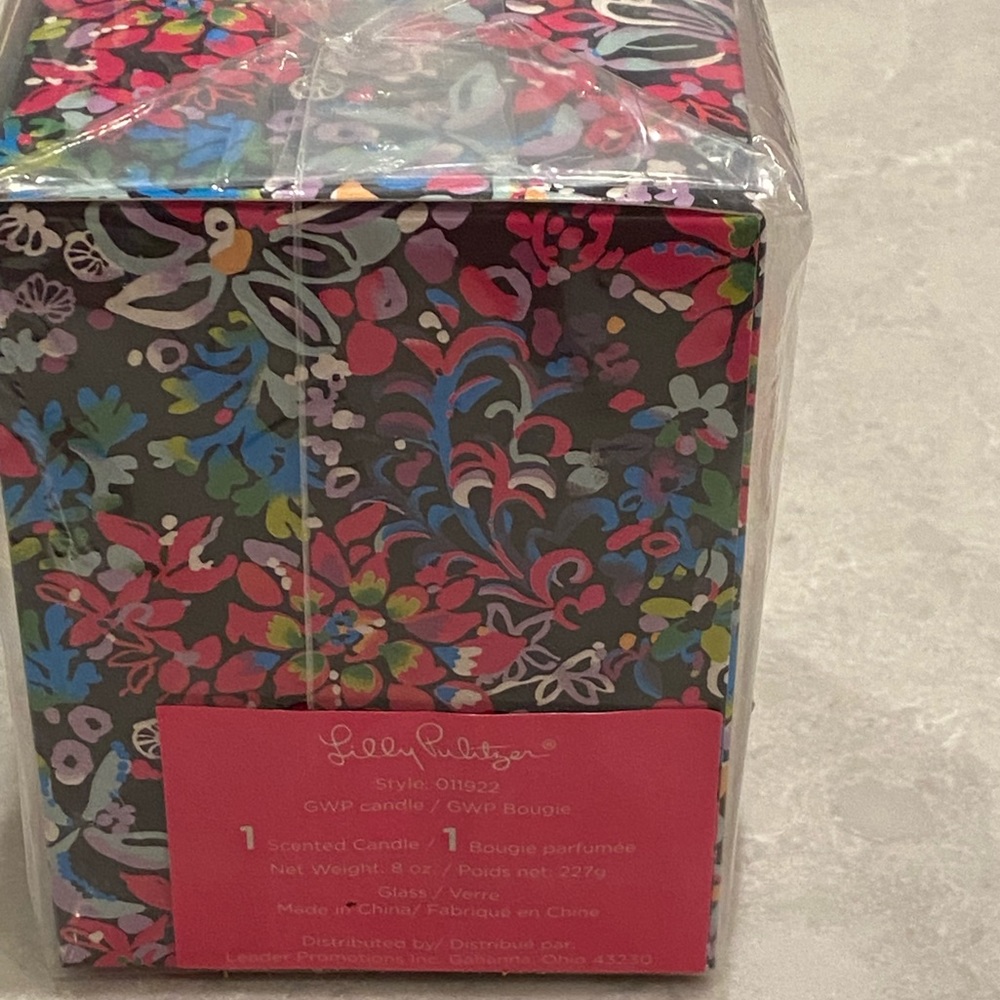 Lilly Pulitzer Candle - Unopened